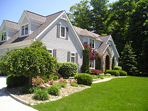 Landscapers and Lawncare Services in South Richmond Hill, NY